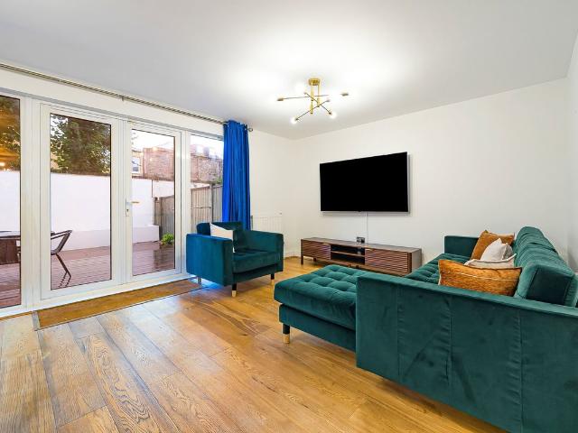 House for rent in London Borough of Lambeth, Greater London