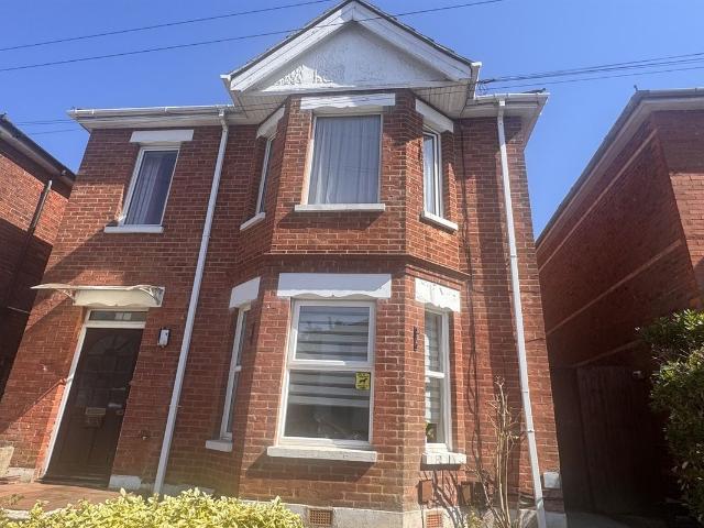 Apartment for rent in Talbot Village, Bournemouth