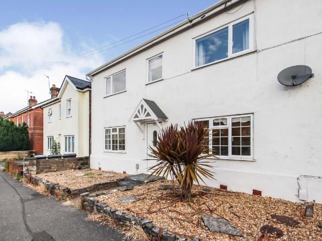 Apartment for rent in Talbot Village, Bournemouth