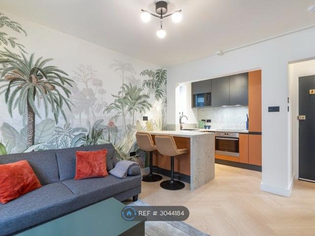 Apartment for rent in Round Hill, Brighton