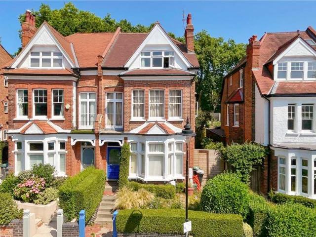 Apartment for rent in Shepherd's Hill, Crouch End