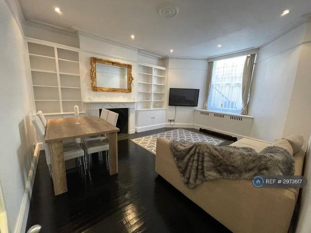 House for rent in Brompton, Greater London