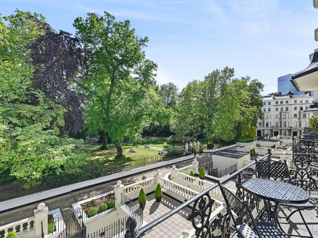 Apartment for rent in South Kensington, Greater London
