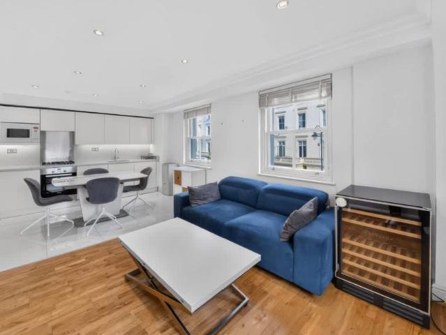 Apartment for rent in Brompton, Greater London