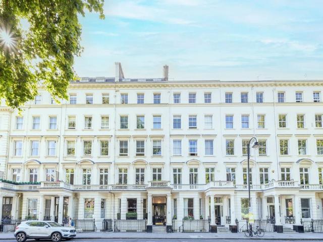 House for rent in Brompton, Greater London