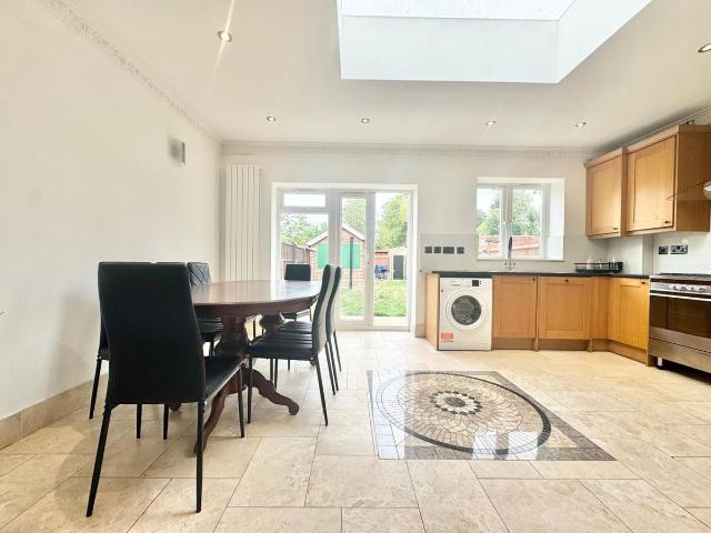 House for rent in Upper Elmers End, Greater London