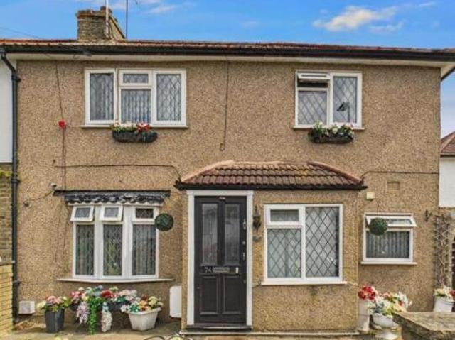 House for sale in London Borough of Ealing, Greenford