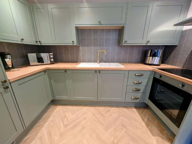Room for rent in Caldermill, East Midlands