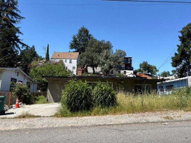 House for sale in Oakland, California