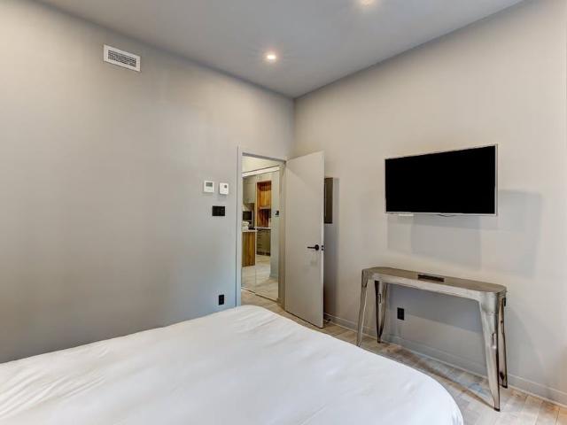 Apartment for rent in St. Leonard's, Quebec