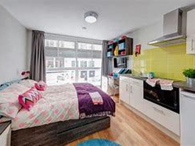 Apartment for rent in Calderstones