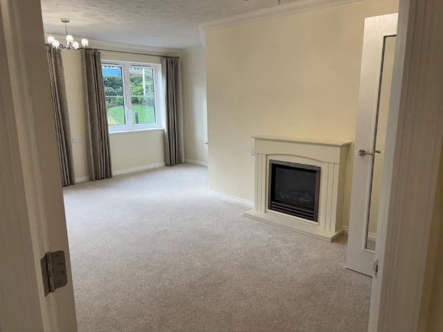 Apartment for rent in Ringwood, Ashurst Bridge