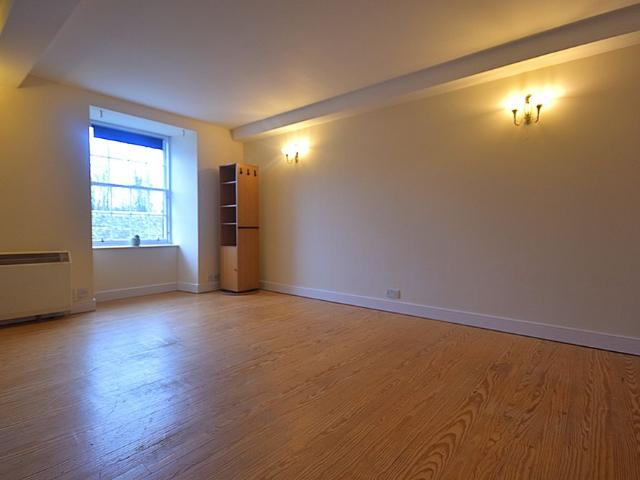 Apartment for rent in Stanley, Scotland