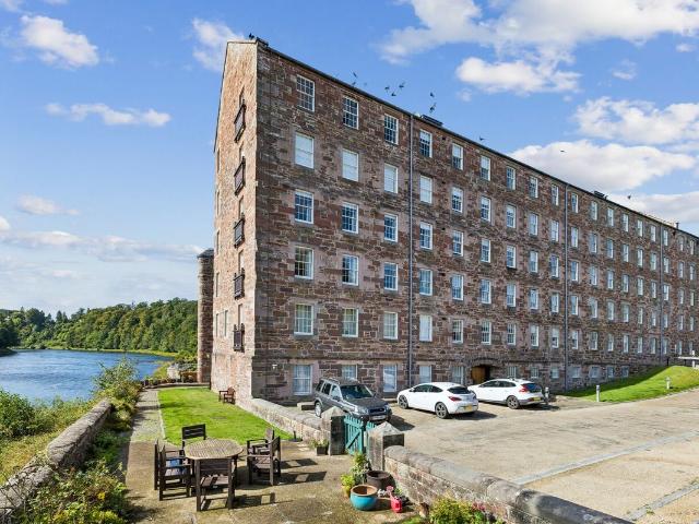 Apartment for rent in Stanley, Scotland
