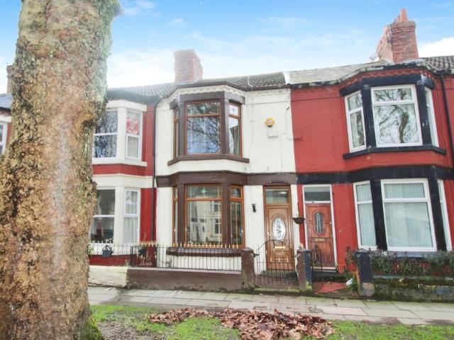 House for rent in Calderstones