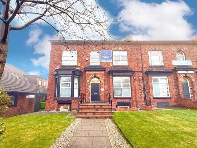 House for rent in Calderstones