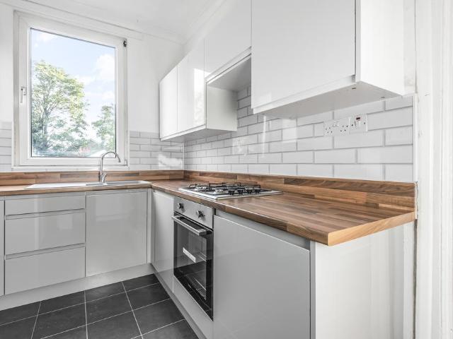 Apartment for rent in Chatterton Village, Greater London