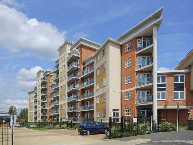 Apartment for rent in Lane, Greater London