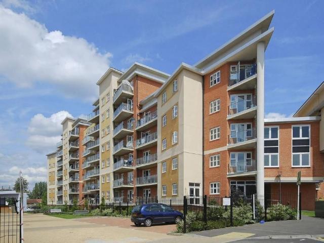 Apartment for rent in Lane, Greater London