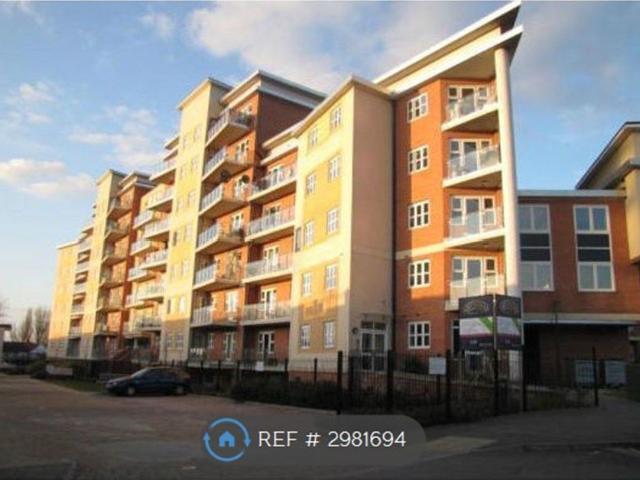 Apartment for rent in South Harrow, Greater London