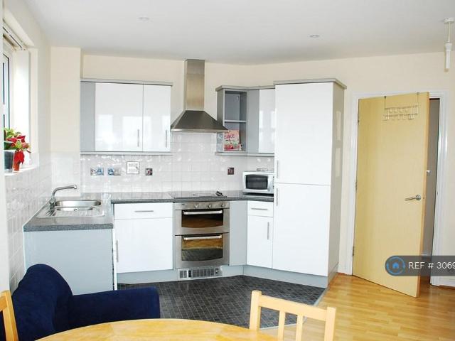 Apartment for rent in South Harrow, Greater London