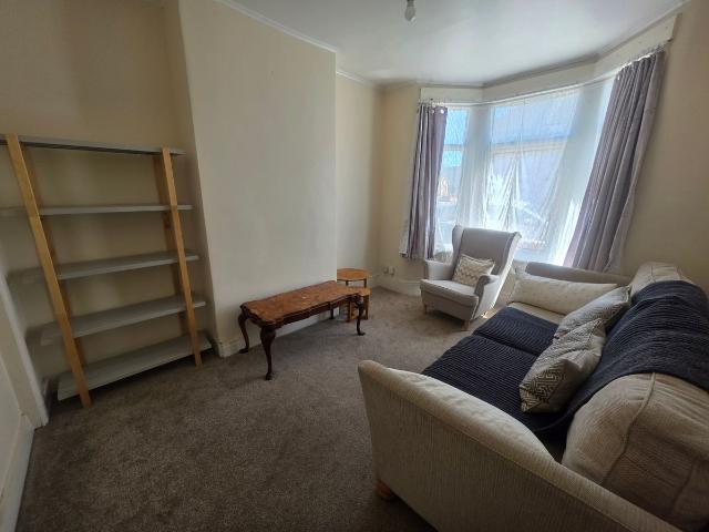 House for rent in Seven Kings, Greater London