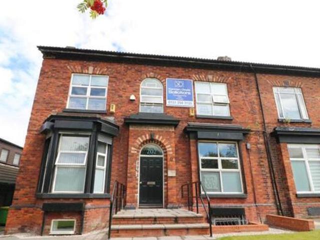 House for rent in Calderstones