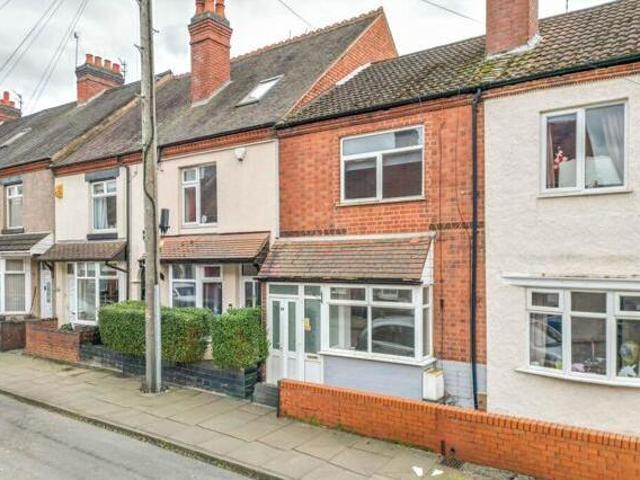 House for sale in Camp Hill, Warwickshire