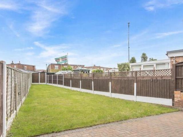 House for sale in Scawsby, South Yorkshire