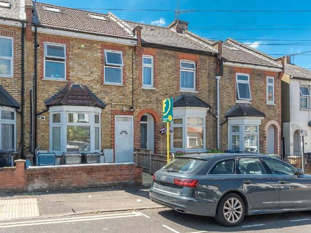 Apartment for rent in Lane, Greater London