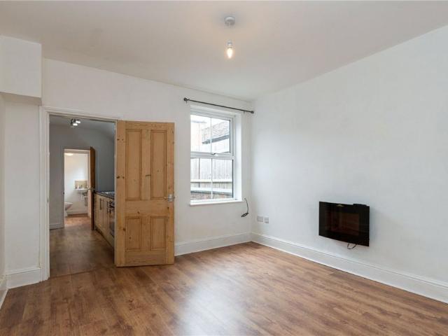 House for rent in Stoke, Stoke-on-Trent