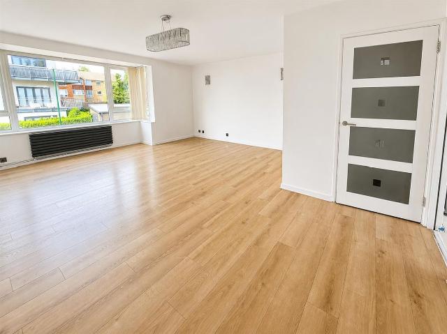 Apartment for rent in Greater London
