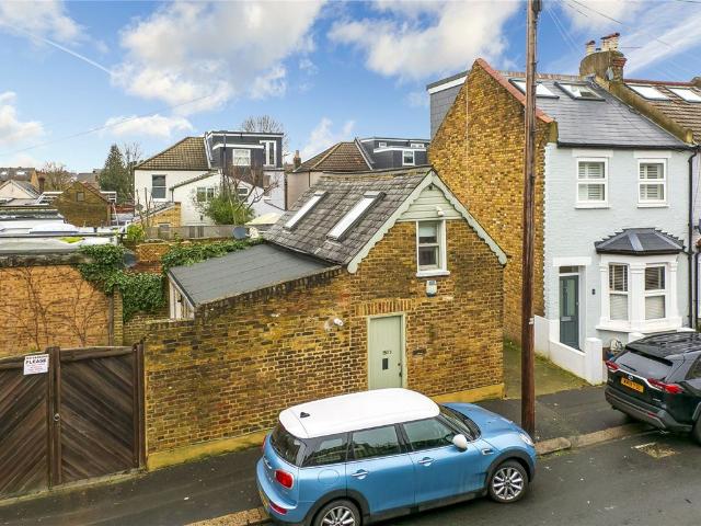 House for rent in Strawberry Hill, Greater London