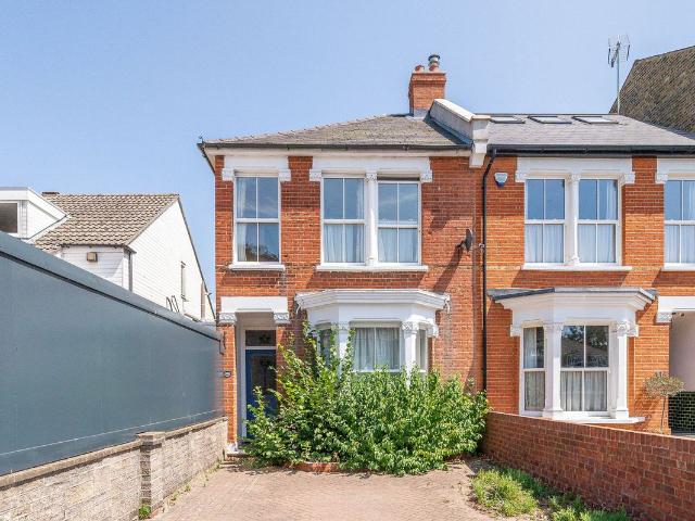 House for rent in Strawberry Hill, Greater London