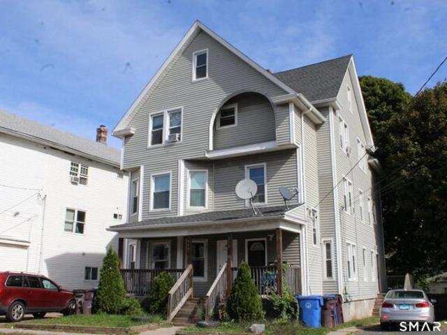 House for sale in Barrio Latino, New Britain