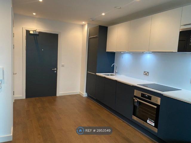 Apartment for rent in City Centre, Salford