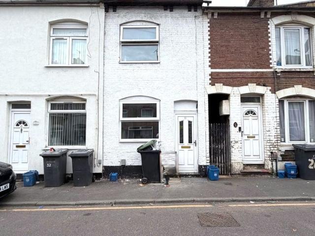 Apartment for rent in Spring Park, Luton