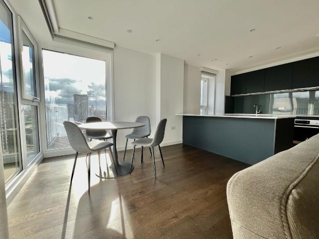 Apartment for rent in City Centre, Salford