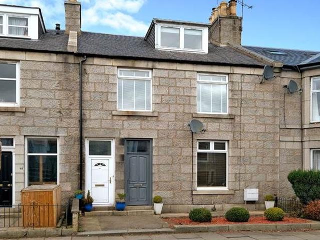 Apartment for rent in West End, Ballindoch
