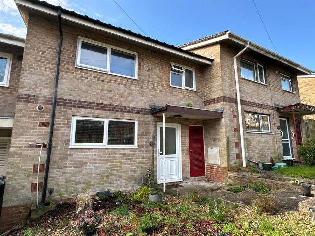 House for rent in Sleepers' Hill, Hampshire