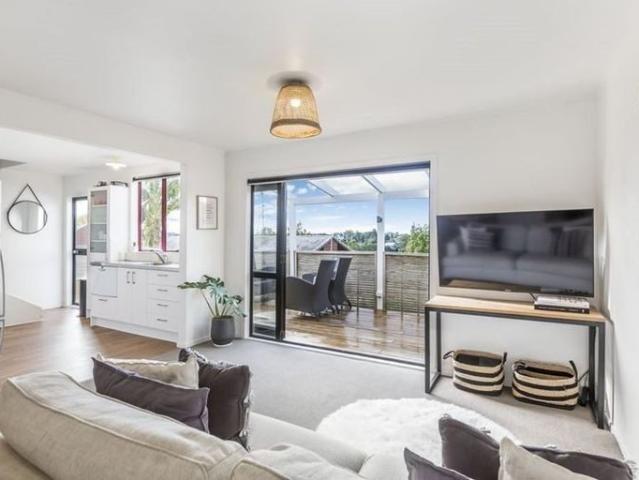 Apartment for rent in Whangaparaoa, Oroua County