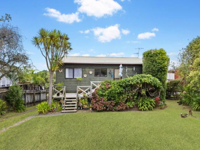 House for rent in Whangaparaoa, Oroua County