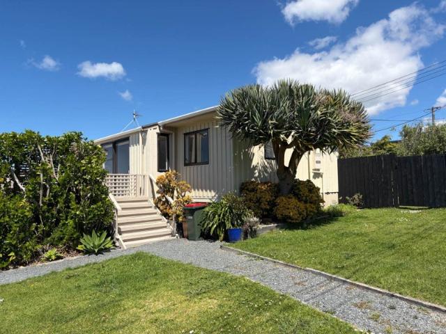 House for rent in Whangaparāoa, Hibiscus and Bays