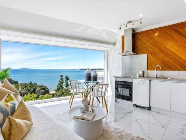 Apartment for rent in Whangaparaoa, Oroua County