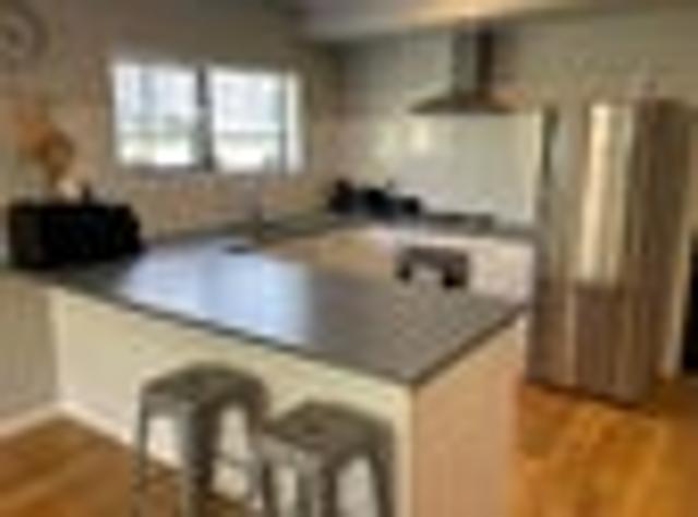 Apartment for rent in Whangaparaoa, Oroua County