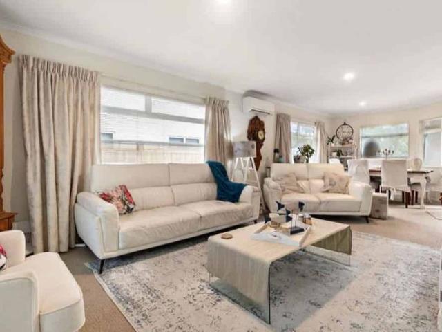 Apartment for rent in Whangaparaoa, Oroua County