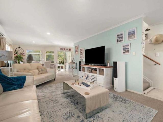 Apartment for rent in Whangaparāoa, Hibiscus and Bays