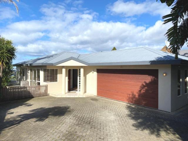 House for rent in Whangaparaoa, Oroua County