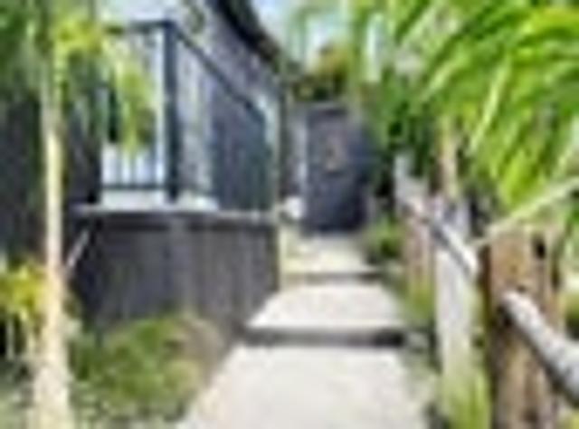 House for rent in Whangaparaoa