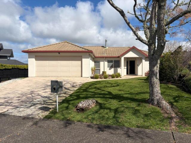 House for rent in Whangaparaoa, Oroua County